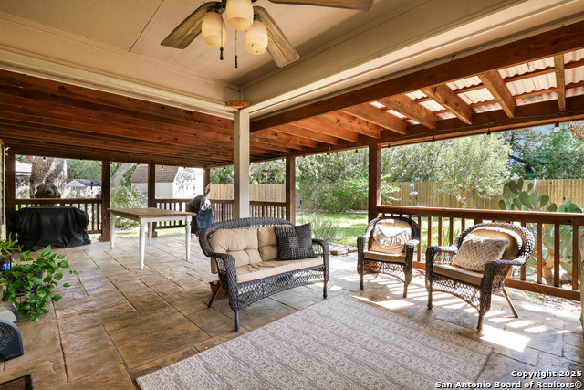 Listing photo id 20 for 11602 Shotgun Way