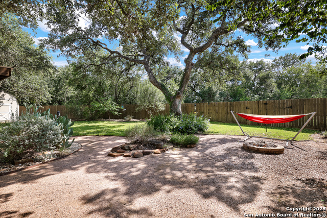 Listing photo id 22 for 11602 Shotgun Way