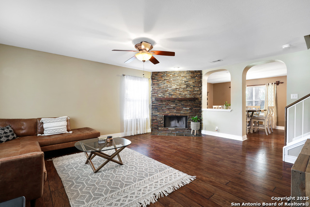 Listing photo id 1 for 11602 Shotgun Way
