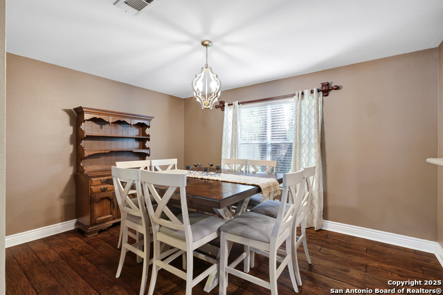 Listing photo id 3 for 11602 Shotgun Way