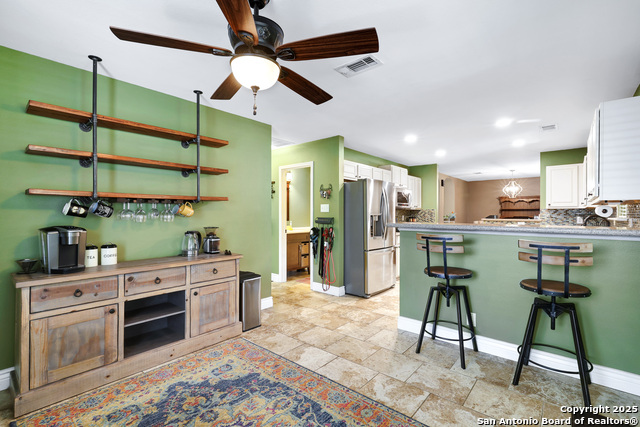 Listing photo id 7 for 11602 Shotgun Way