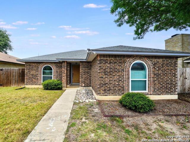 Image 2 of 35 For 608 Fern Meadow
