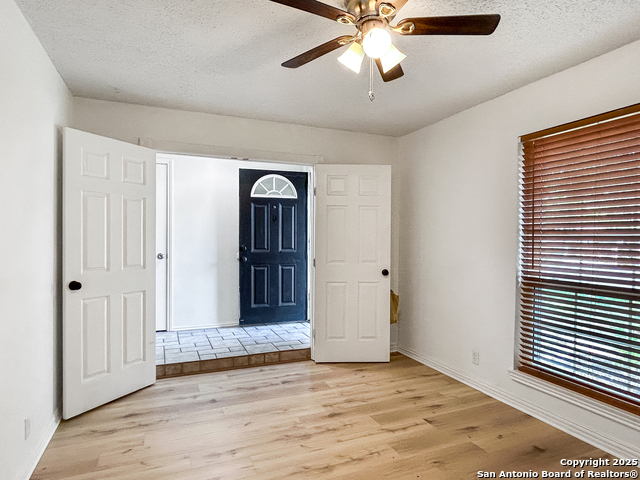 Image 6 of 32 For 7859 Hawk Trail