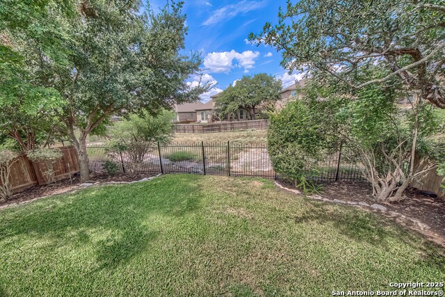 Image 34 of 41 For 322 Tranquil Oak