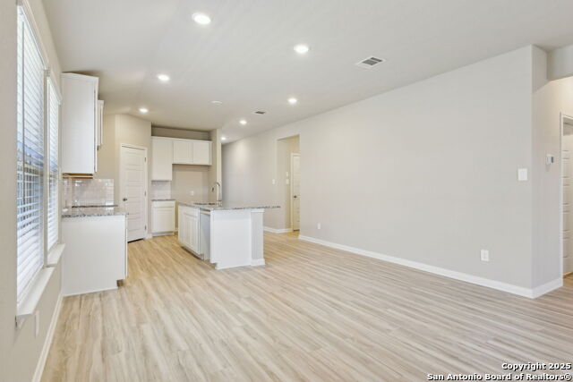 Image 10 of 42 For 9626 Grand Via Blvd