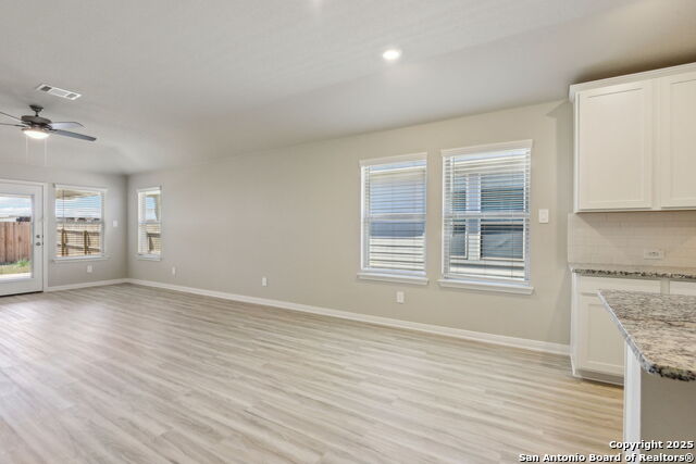 Image 13 of 42 For 9626 Grand Via Blvd