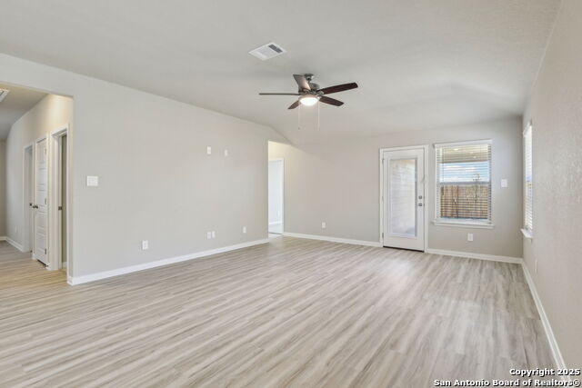 Image 22 of 42 For 9626 Grand Via Blvd