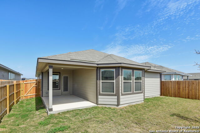 Image 39 of 42 For 9626 Grand Via Blvd