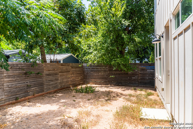 Image 41 of 42 For 508 Nevada St.  101