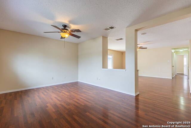 Image 5 of 29 For 6618 Evenridge Ln