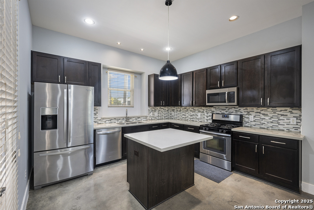 Image 11 of 41 For 1117 Presa St #1 S