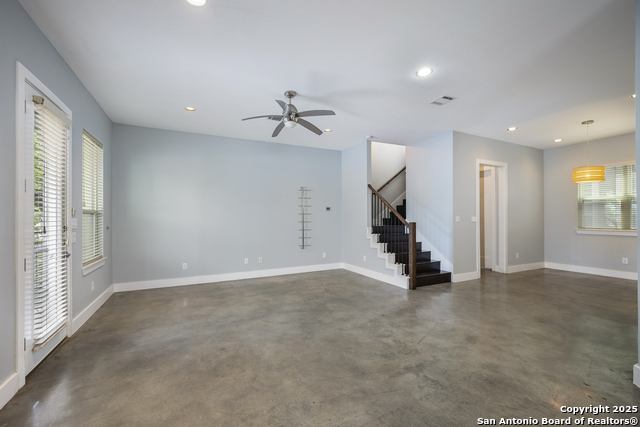 Image 14 of 41 For 1117 Presa St #1 S