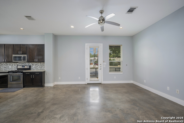 Image 16 of 41 For 1117 Presa St #1 S