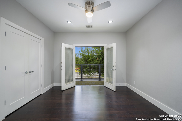 Image 23 of 41 For 1117 Presa St #1 S