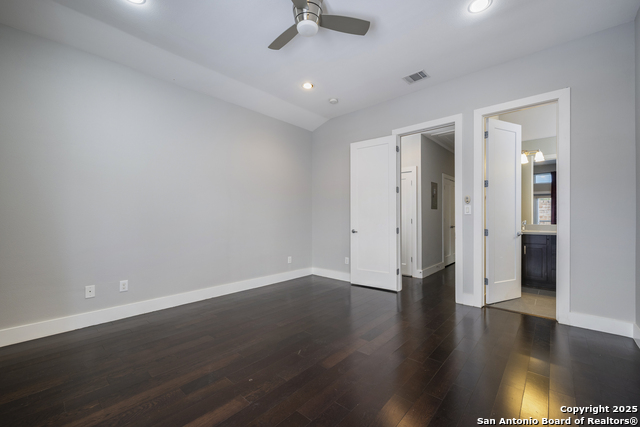 Image 31 of 41 For 1117 Presa St #1 S