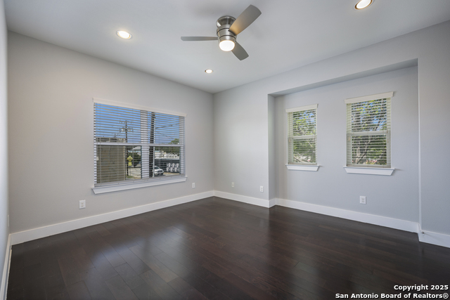 Image 38 of 41 For 1117 Presa St #1 S