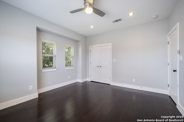 Image 39 of 41 For 1117 Presa St #1 S