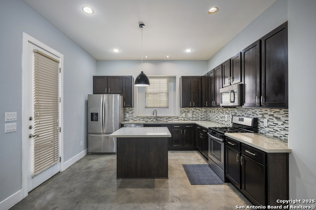Image 9 of 41 For 1117 Presa St #1 S