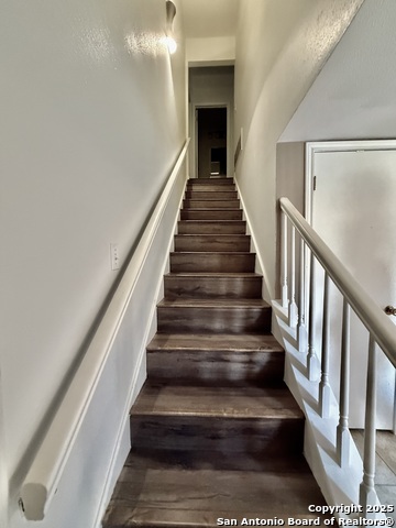 Image 18 of 34 For 4322 Muirfield