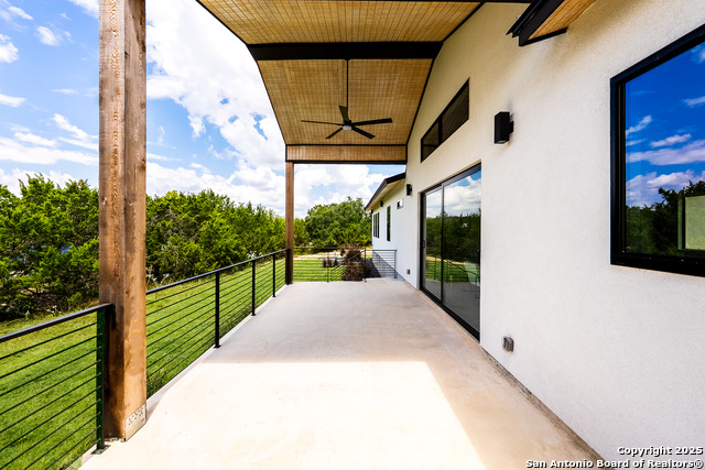 Listing photo id 39 for 26617 Timberline