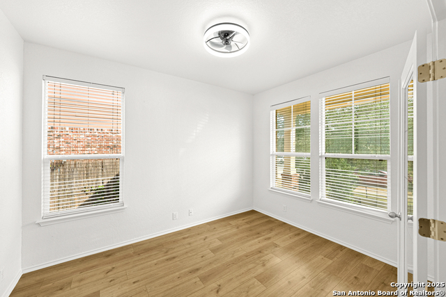 Image 11 of 48 For 13515 Ashmont