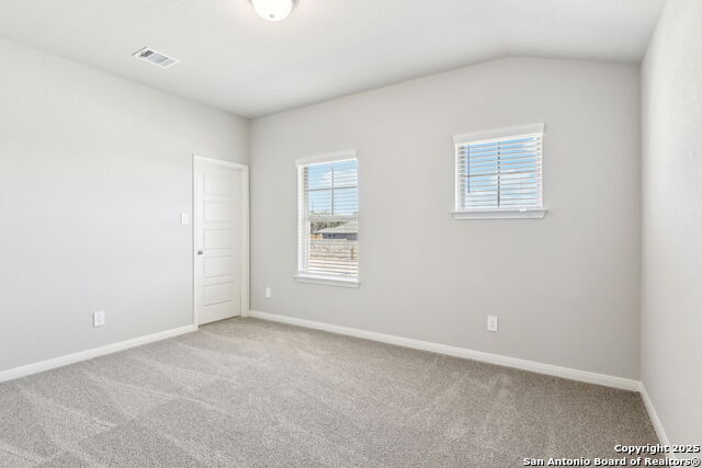 Listing photo id 32 for 17035 Blaise Terrace