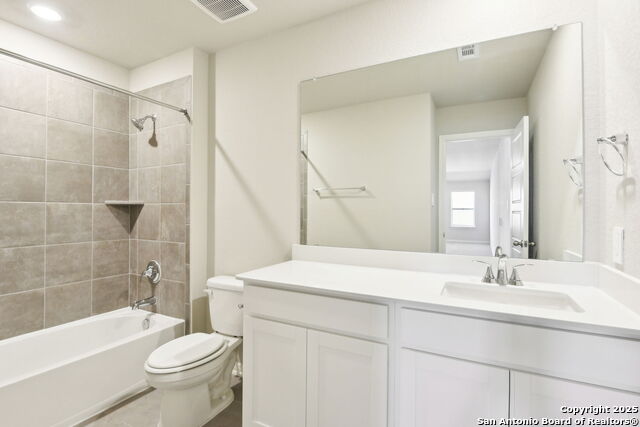 Listing photo id 34 for 17035 Blaise Terrace