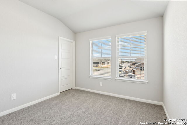 Listing photo id 36 for 17035 Blaise Terrace