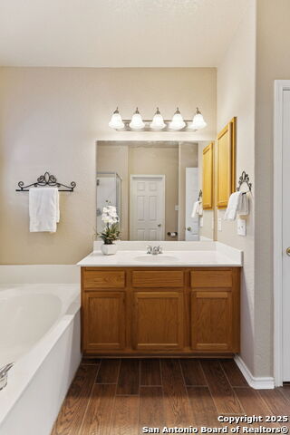 Listing photo id 18 for 10902 Toscana
