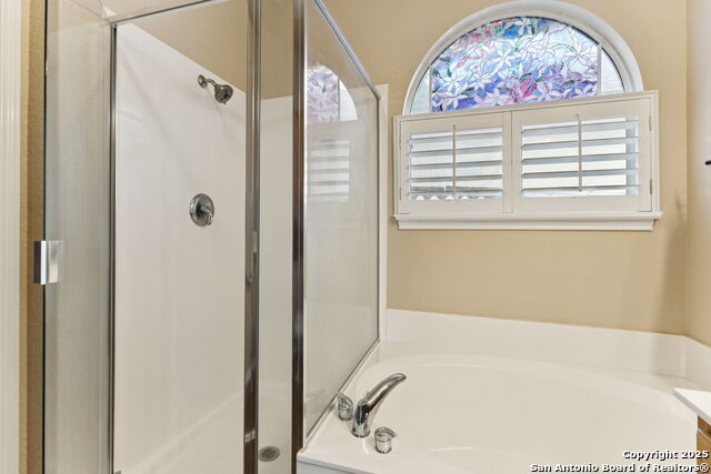 Listing photo id 19 for 10902 Toscana