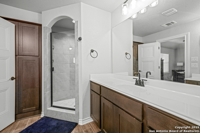Image 16 of 19 For 8502 Kallison Arbor