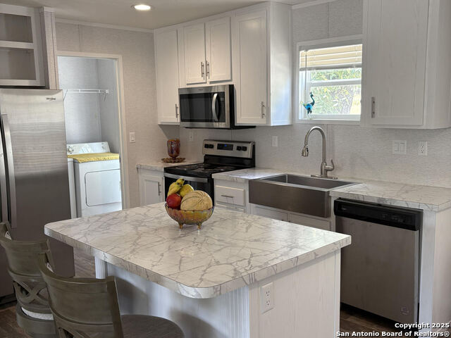 Image 10 of 19 For 22170 Applewhite