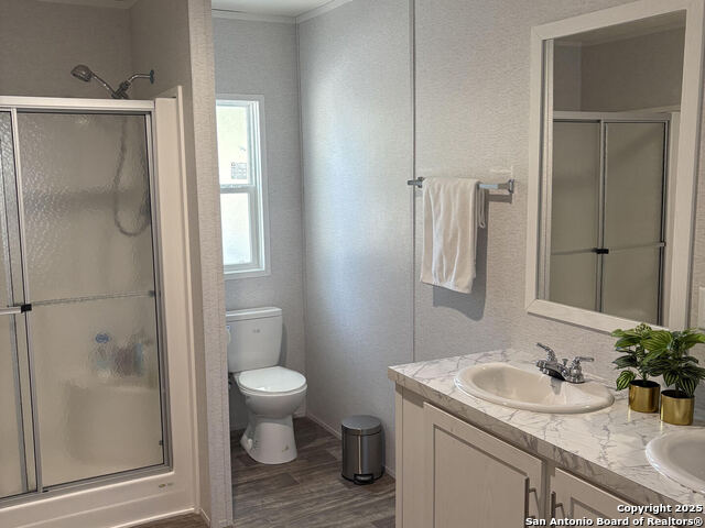 Image 15 of 19 For 22170 Applewhite