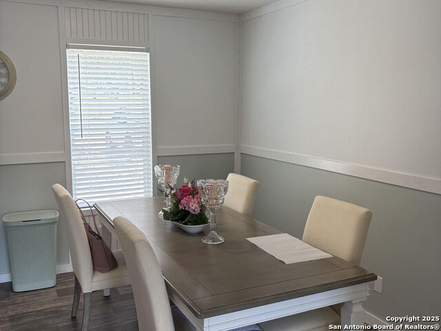Image 6 of 19 For 22170 Applewhite
