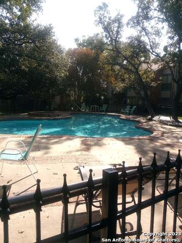 Image 3 of 7 For 4839 Brandeis St  1113