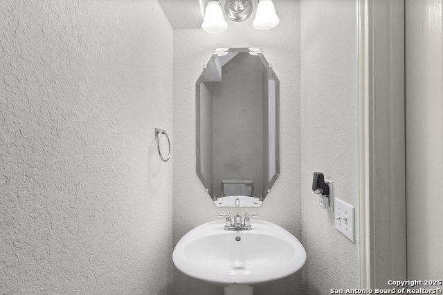 Image 10 of 23 For 6210 Jolie Ct W