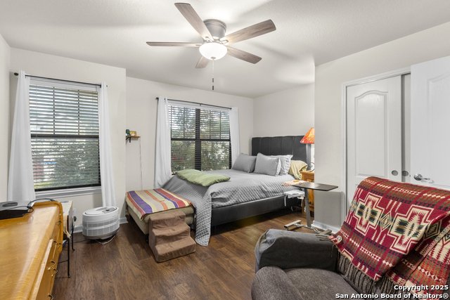 Image 15 of 23 For 6210 Jolie Ct W