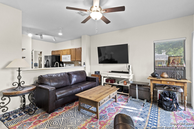 Image 9 of 23 For 6210 Jolie Ct W