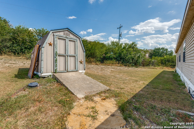 Image 19 of 22 For 13700 Judson Rd #112