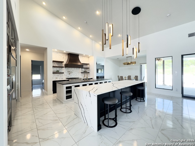 Image 13 of 72 For 9614 Midsomer Pl