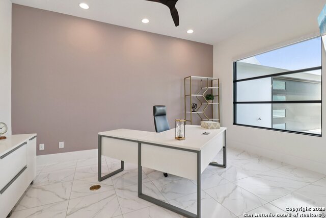 Image 22 of 72 For 9614 Midsomer Pl