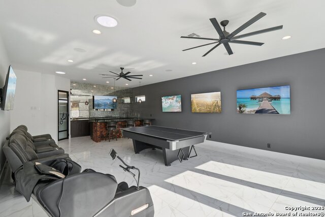 Image 30 of 72 For 9614 Midsomer Pl