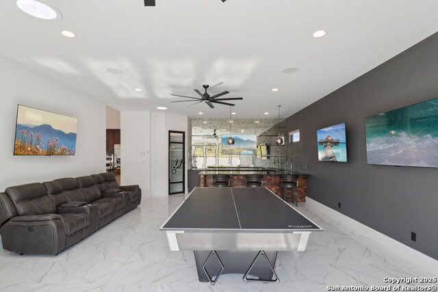 Image 31 of 72 For 9614 Midsomer Pl
