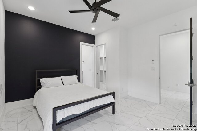 Image 47 of 72 For 9614 Midsomer Pl