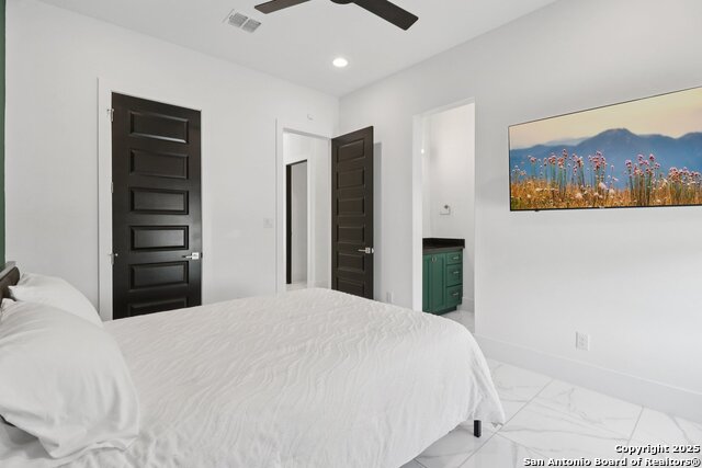 Image 51 of 72 For 9614 Midsomer Pl