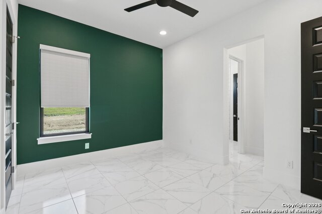 Image 56 of 72 For 9614 Midsomer Pl