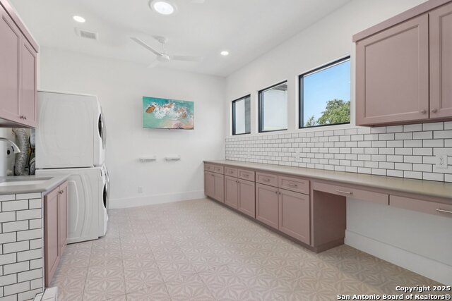 Image 57 of 72 For 9614 Midsomer Pl