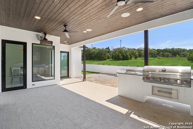 Image 60 of 72 For 9614 Midsomer Pl