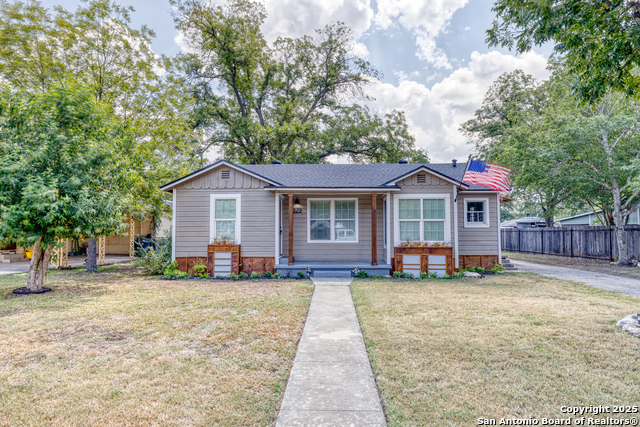 Details for 829 Maple  , Uvalde, TX 78801