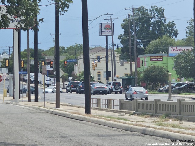 Image 8 of 11 For 337 & 339 Norwood